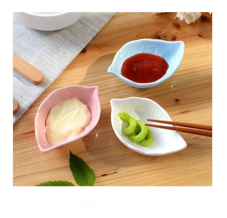 

1PC Kitchen Bowl Kitchen Tool Dish Creative Ice Crack Glaze Leaf Ceramic Seasoning Soy Sauce Vinegar Small Plates LF 107