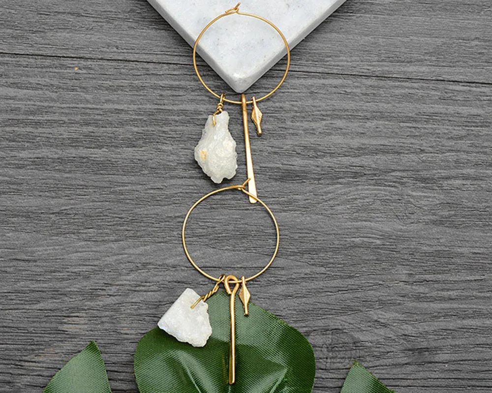 Liuyuwei модные белый натуральный камень Висячие серьги для женщин Золотой цветной Цинк Подвеска из сплава висячие серьги ювелирный подарок YWYC07063