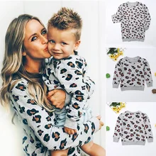 CYSINCOS/одинаковые комплекты для семьи для мамы и дочки; осенний свитер для женщин и девочек и мальчиков; топы; пуловер с леопардовым принтом; футболка