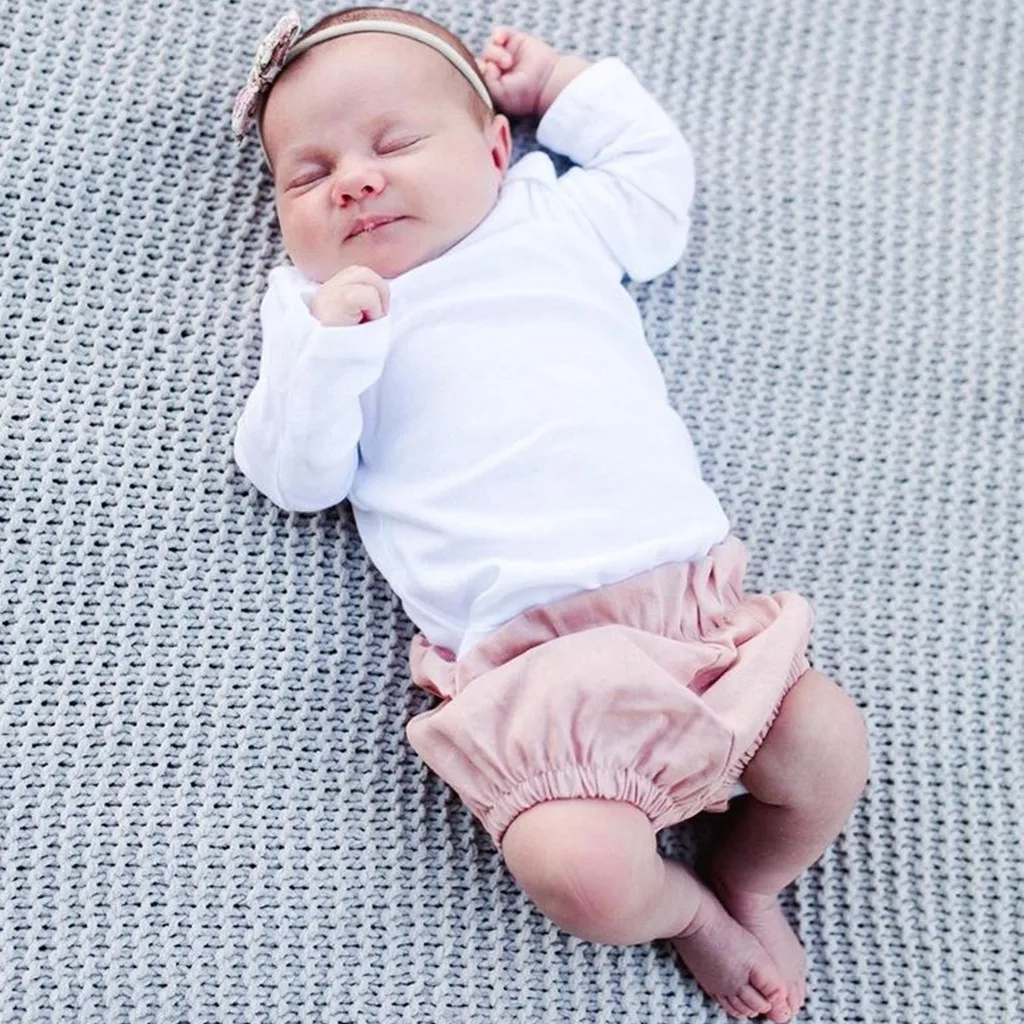 

2019 Summer Toddler Baby Girls Boys Solid Ruched Pants Shorts Briefs Trousers kids clothing Size 70-110