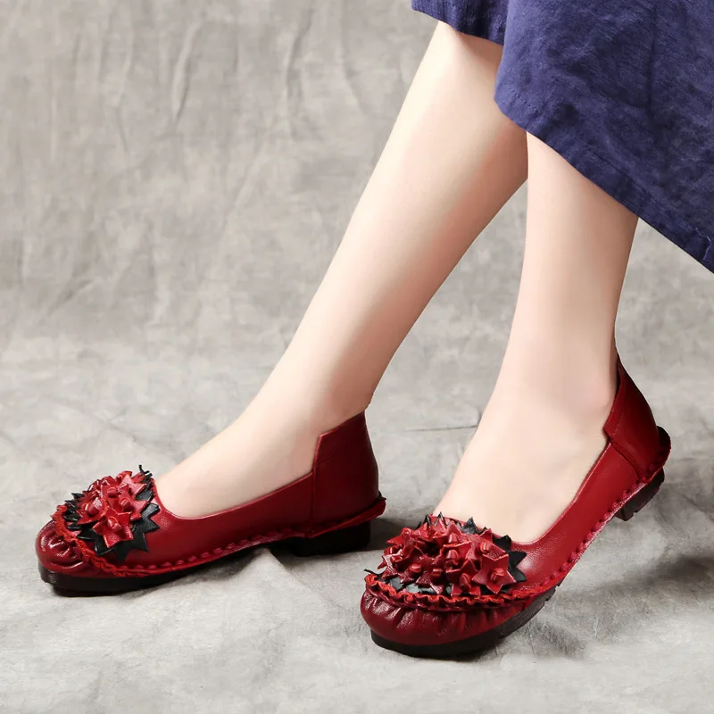

Women Leather Ballet Flats Red Flower Low Heels Lazy Shoes Women Retro Loafers Handmade Ladies Boat Shoes 2019 Soft Bottom