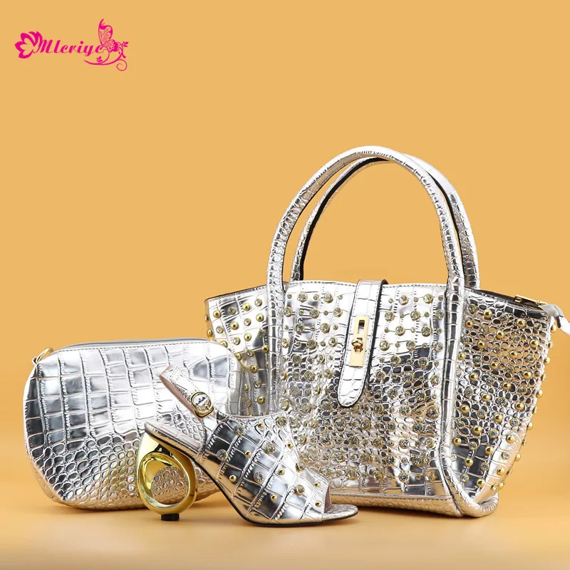 

SILVER Nigerian Party Shoes and Bag Set Ladies Italian Shoes and Bag Set Decorated with Rhinestone Matching Shoe and Bag Set