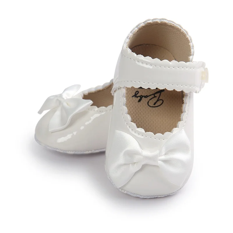 Весенне-Осенняя обувь для малышей 0-1; мягкая детская обувь без шнуровки; Корейская Яркая кожаная обувь принцессы; обувь с мягкой подошвой