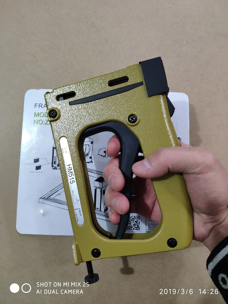 New Manual patch nail gun with 1000pcs Nail HM515 Frame
