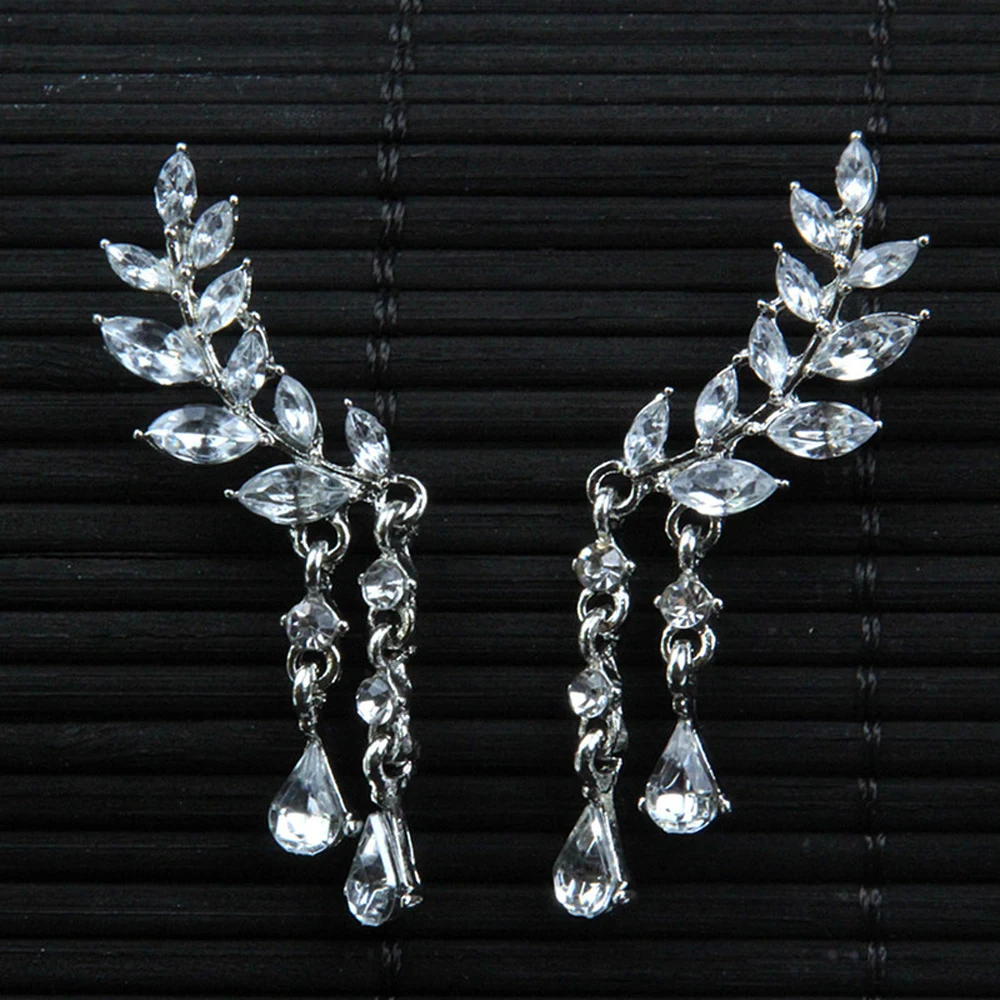 

Women's Angel Wings Stud Earrings Rhinestone Inlaid Alloy Ear Jewelry Party Earring Gothic Feather Brincos Fashion 2019 New For