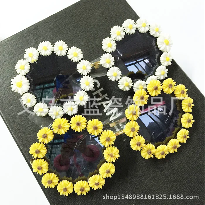 

Newest Boutique Flower Round Sunglasses Women Vintage Sun glasses Summer Vacation Party Ladies Beach Eye Ware UV400
