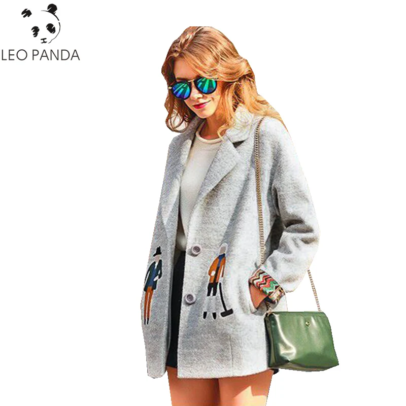 

Autumn Winter Women V-Neck Single Breasted Cartoon Embroidery Wool Coats Female Fashion Pockets Comfortable Tweed Coats ZX1389