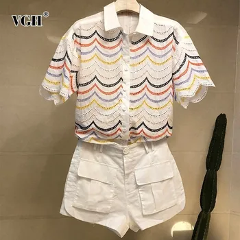 

VGH Print Women's Two Piece Set Lapel Collar Short Sleeve Button T Shirt Shorts Casual Loose Sets Female Fashion New 2020 Summer