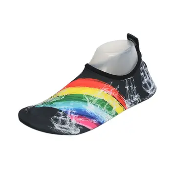 

Women Men Aquarium Shoes Antiskid Water Shoes Hiking Upstream Walking Water Fast Dry Sports Shoes 2018 Rn
