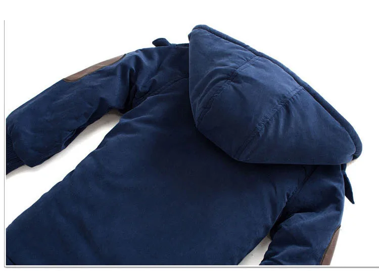 4403126795_126957096