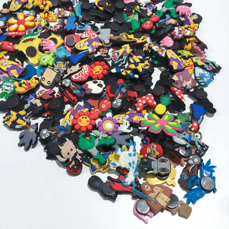 

Free DHL 2000pcs Random/Not Picking Soft PVC Cartoon Fridge Magnets Cute Whiteboard Sticker Home Decor Kids Toy Gift Party Favor