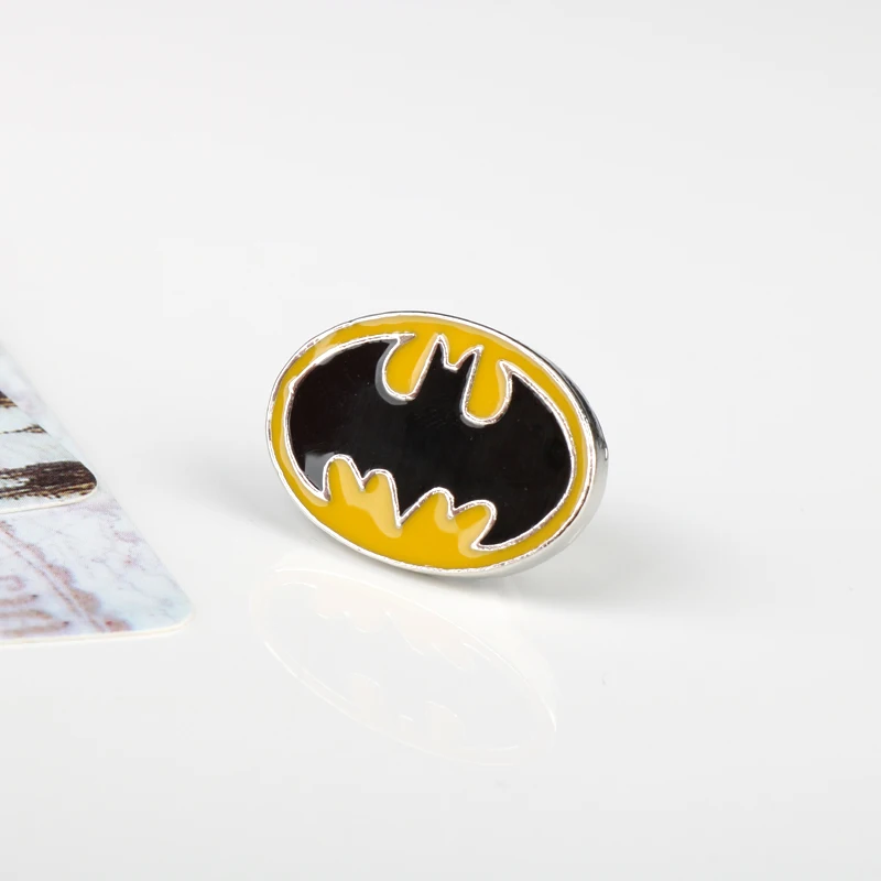 MQCHUN Batman Brooch Superhero DC Comics Yellow Enamel Pin Badge Brooches Button Men's Shirt Jewelry for Man Woman Fans Gift