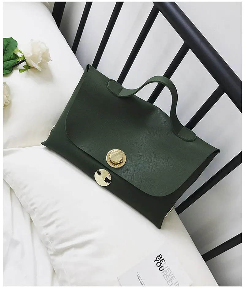 4597733410_2051307013