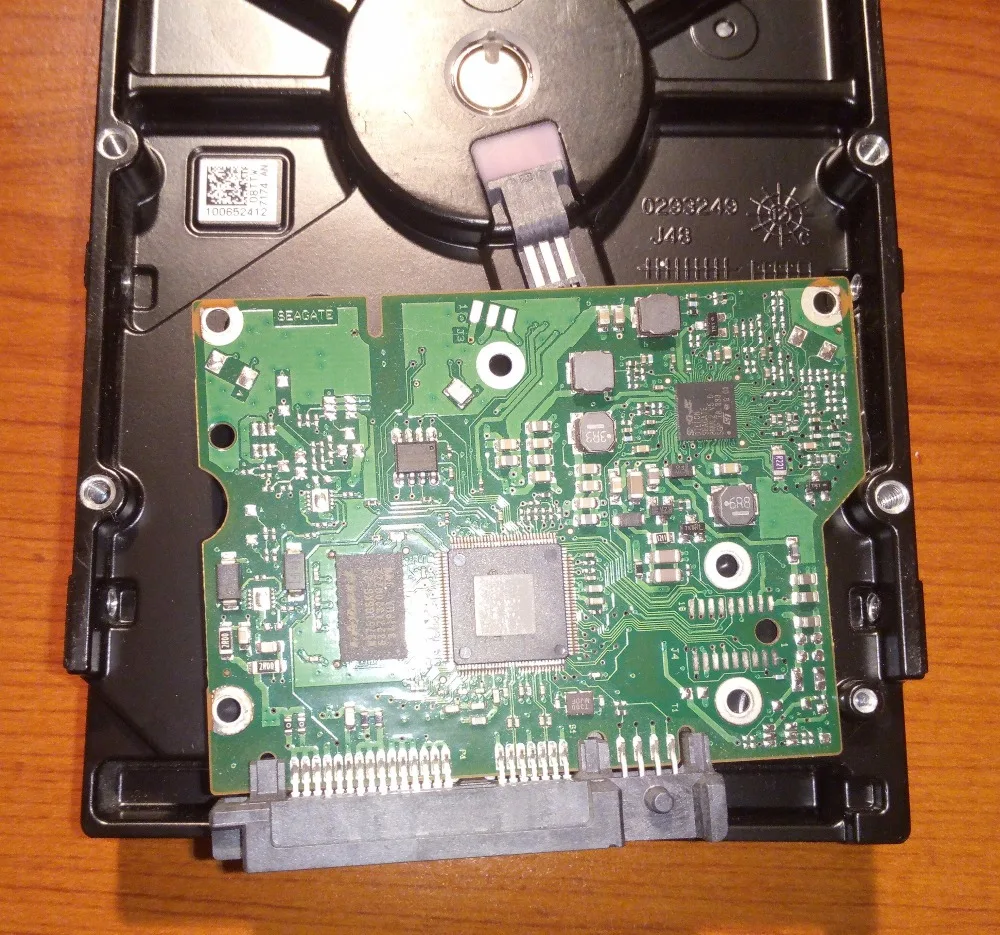 ST3000DM001 HDD PCB FOR Seagate Board Number 100717520 REV B