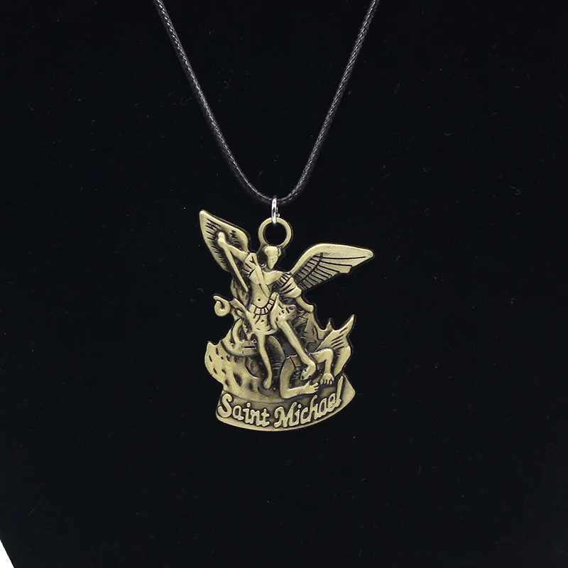 Vintage-Bible-Angel-Saint-Michael-Pendant-St-Michael-Pray-For-Us-Pendants-Necklaces-3D-Archangel-Angel (3)