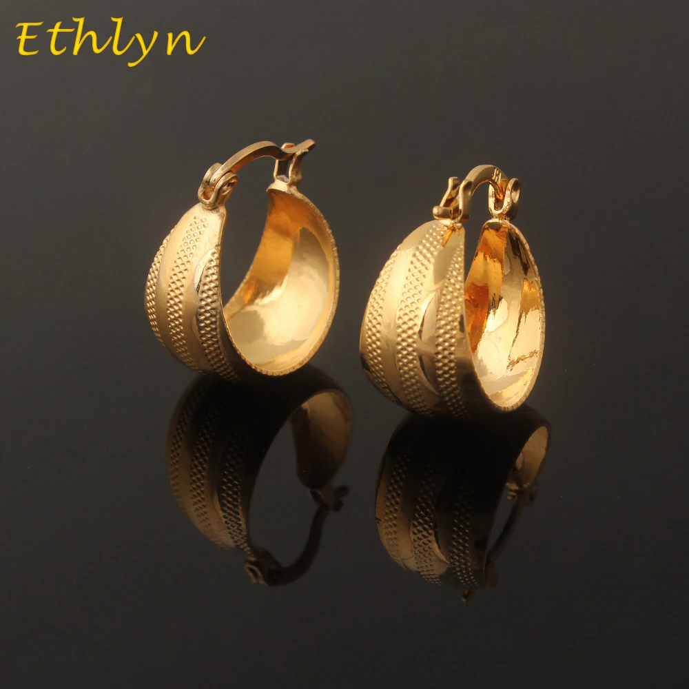 

Ethlyn Vintage Earrings for African women New Trendy Gold Color Fashion Jewelry Wholesale Gift Hoop Earrings For Women E18
