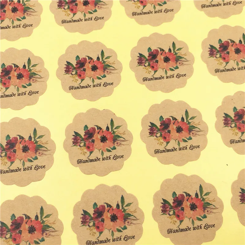 

300Pcs/Lot Flower Round Shaped Paper Self-Adhesive Sticker Flower Handmade With Love Printed For Baking Bread Bags New Stickers