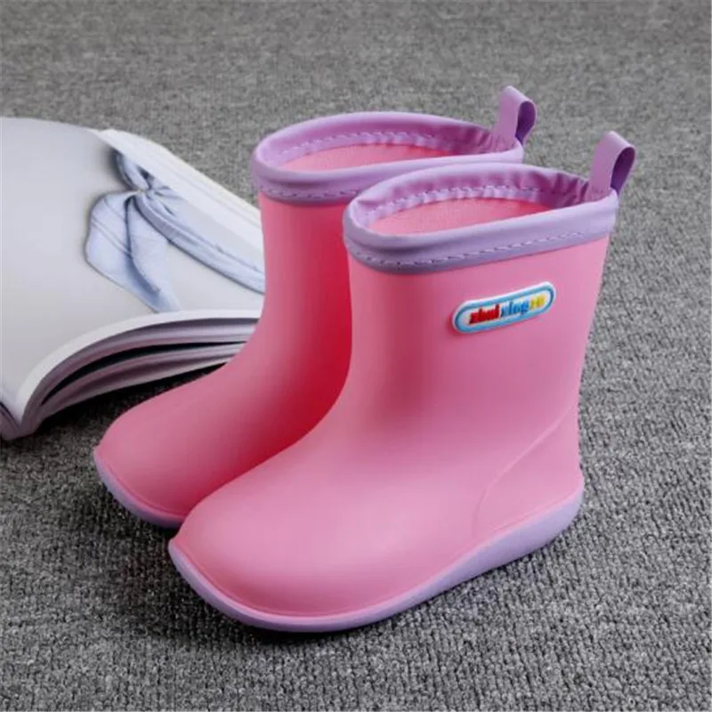 Детские резиновые сапоги плюс бархат ПВХ Нескользящие зимние сапоги непромокаемые детские съемные ботильоны botas модная Милая обувь для малышей - Цвет: pink spring