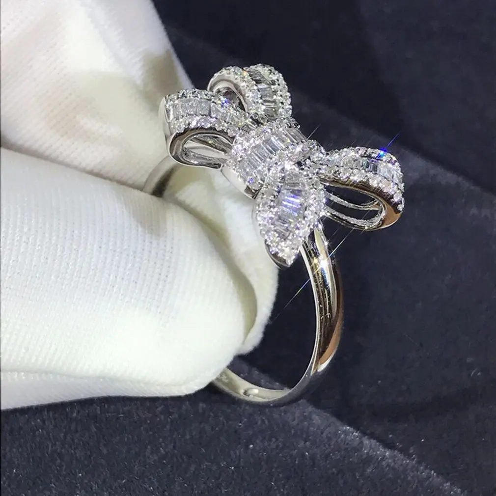 

New Bow Ladder Rhinestone Ring Beautiful Luxury Simulation Fashion Ring Temperament Female Wedding Ring