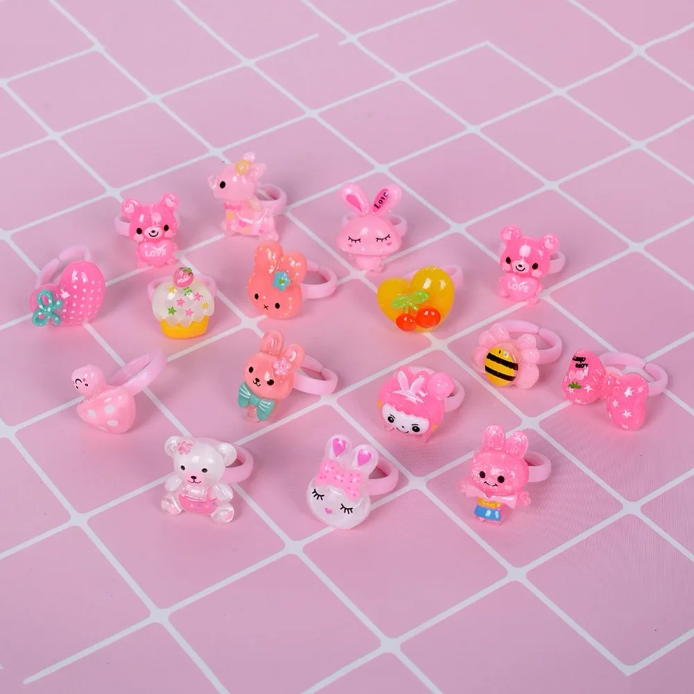 PINKSEE 5pcs/Lot Wholesale Mixed Colors Animal Plastic Finger Rings For