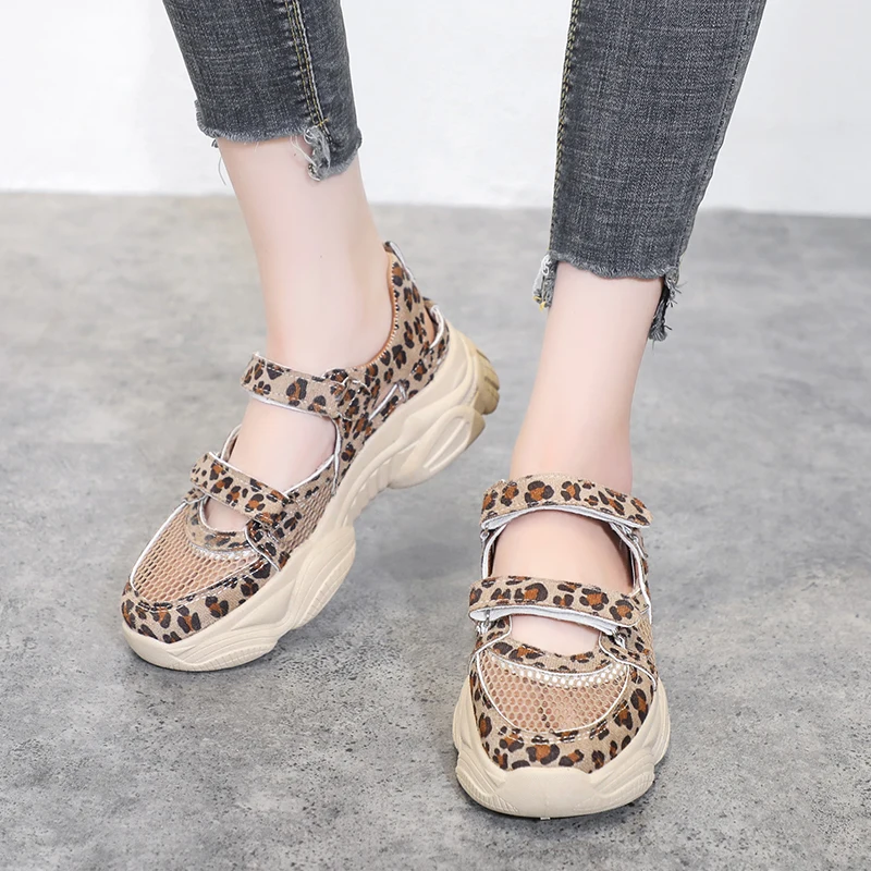 

Leopard mesh Women Sandals Platform Shoes Wedges Summer mid Heels Shoes Ladies Casual Beach sneakers Thick Female Mujer Sandalia