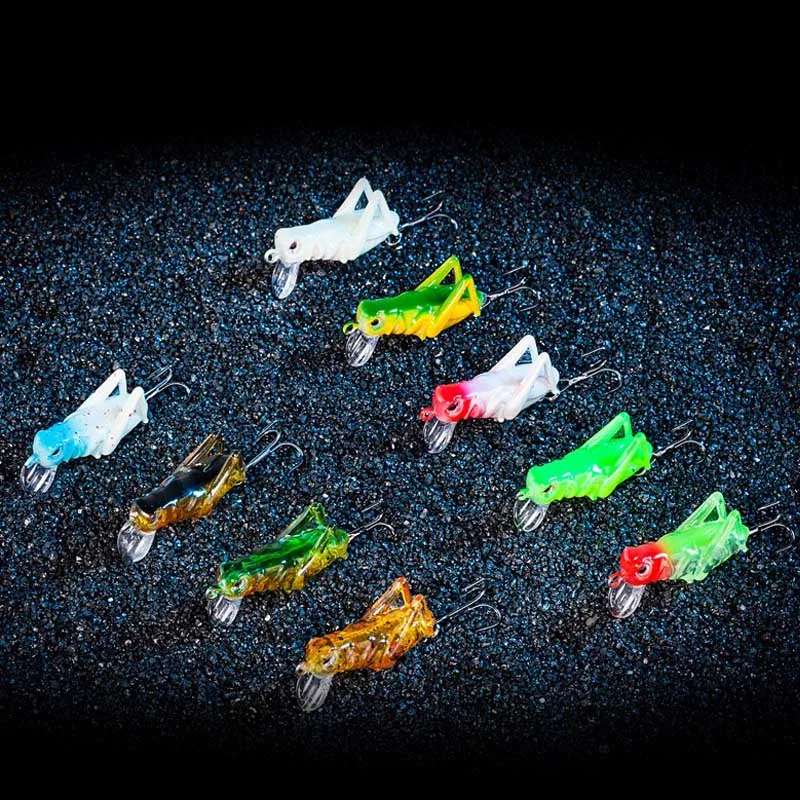1pcs / lot 4.5cm 3g Grasshopper insect Fishing Lures Flying Wobbler Lure hard bait Lifelike Artificial bait Bass Swimbait pesca
