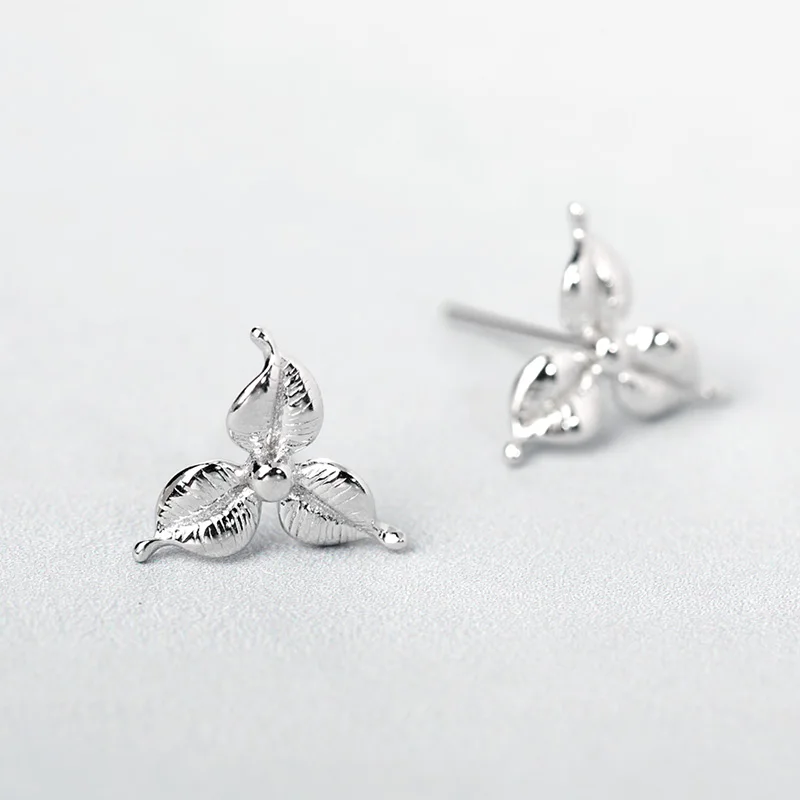 

Funmor Flower Plant Stud 925 Sterling Silver Earrings Simple Ear Jewelry For Women Girls Daily Vacation Summer Decoration Bijoux