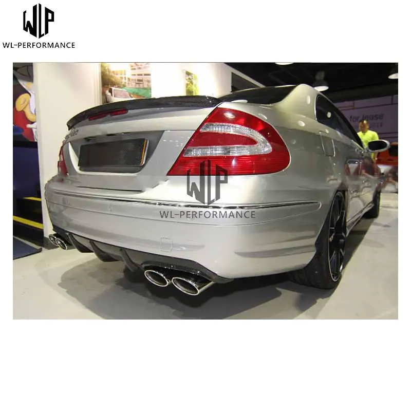 奔驰CLK W209碳纤后4