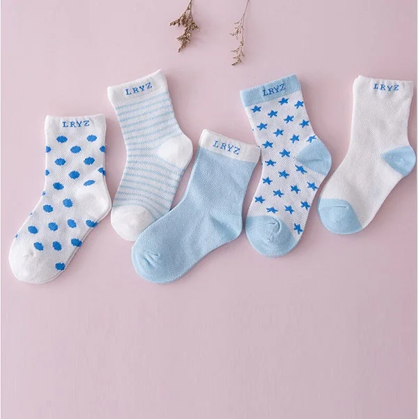 Dejian Pairs of 5 Unisex Baby Toddler Kids Cartoon Christmas Holiday infant Childrens cotton Socks