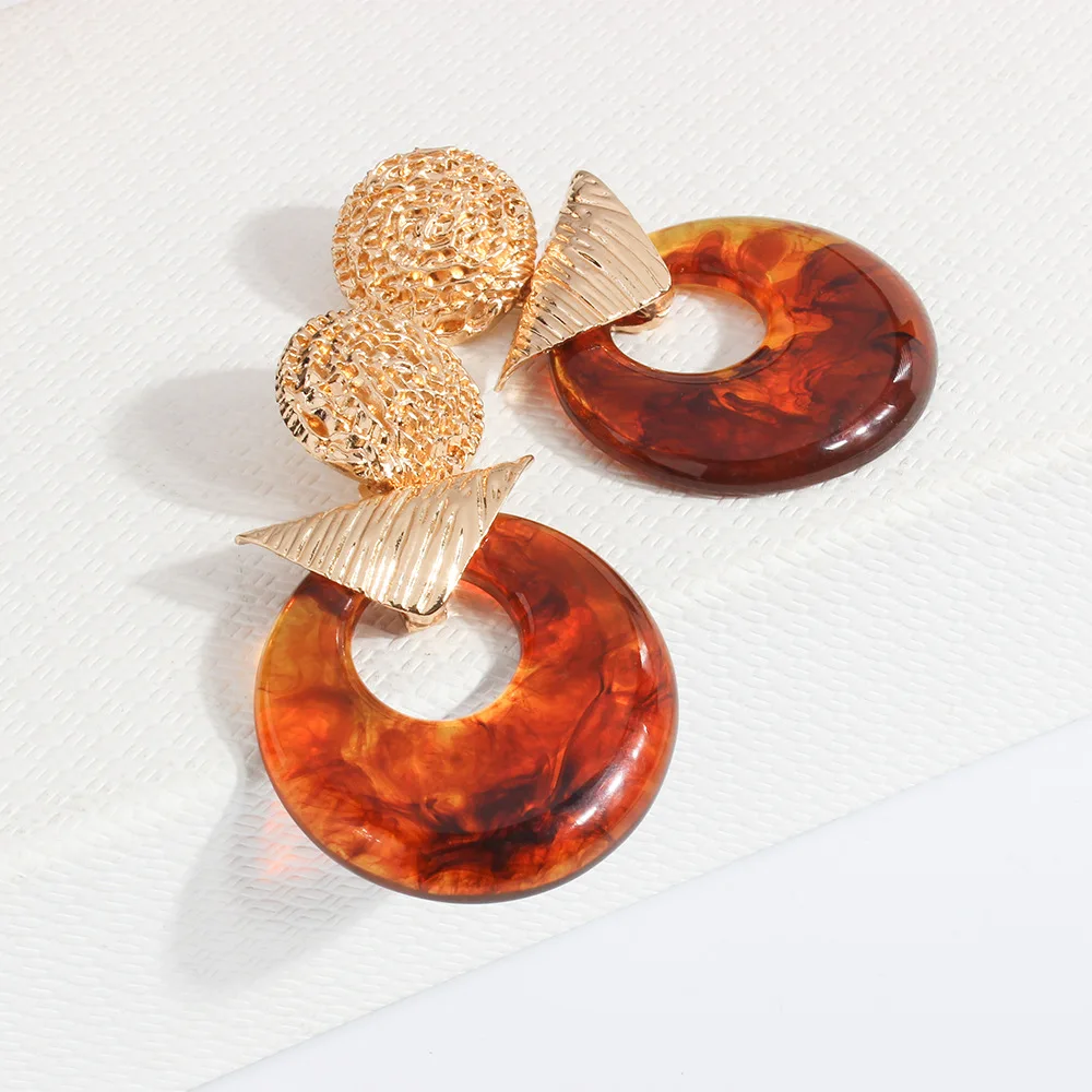 

Trendy Acrylic Big Long Women Earring 2019 Fashion Jewelry Accessories Luxury Brand Metal Occidental Court Ladies Earrings Woman