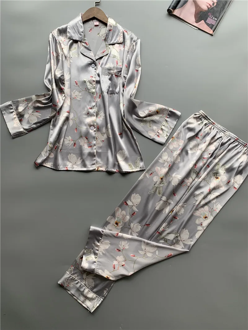 10491432432_2043651032