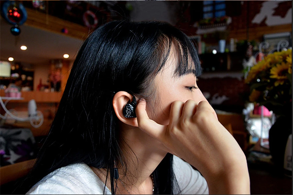 KZ _ZST_ZST_Pro_Dual_Driver_Earphone_Dynamic_And_Armature_Detachable_Bluetooth_Cable_Monitors_Noise_Isolating_HiFi_Headphones (12)