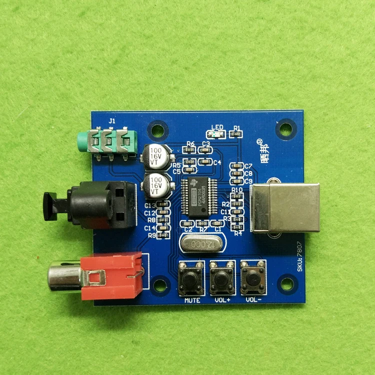 pcm2704 38 2