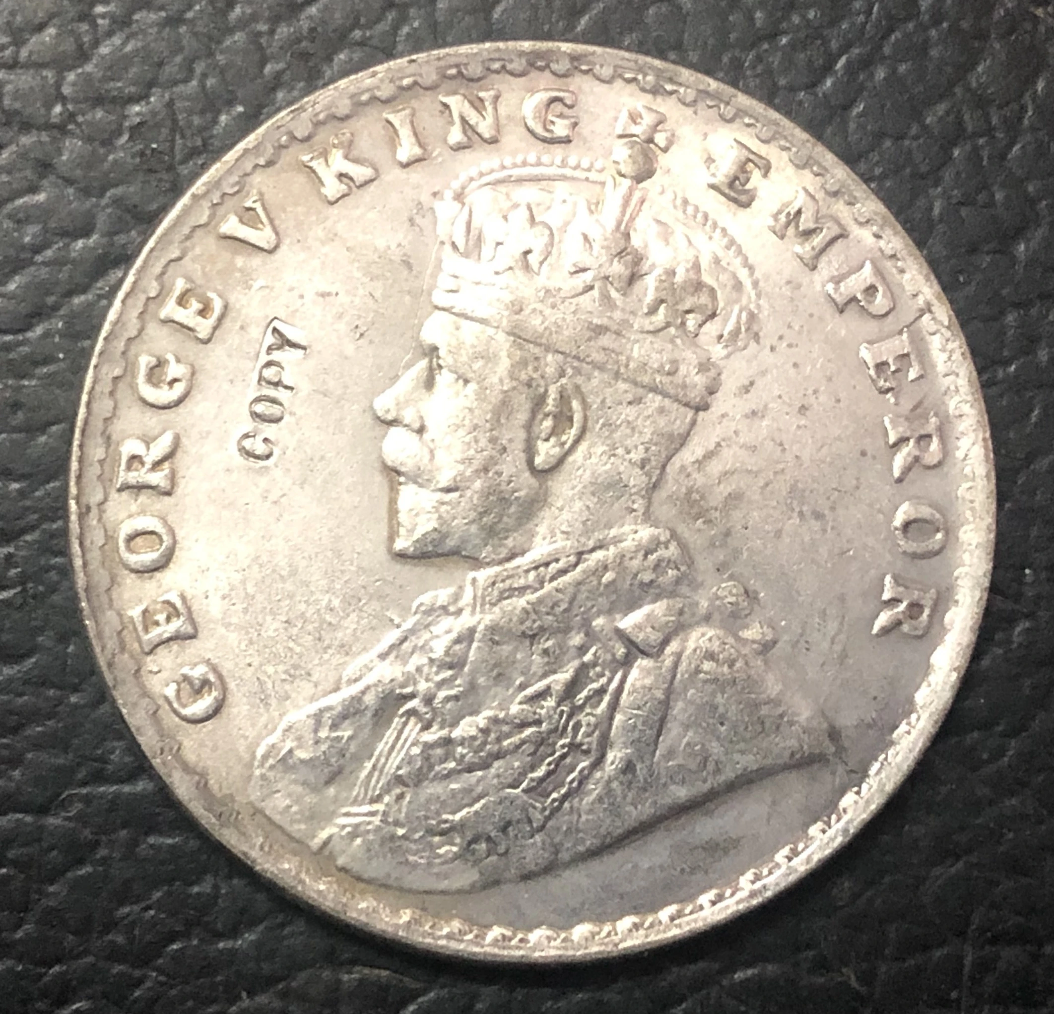 

1917 INDIAN ONE RUPEE Silver Coin copy