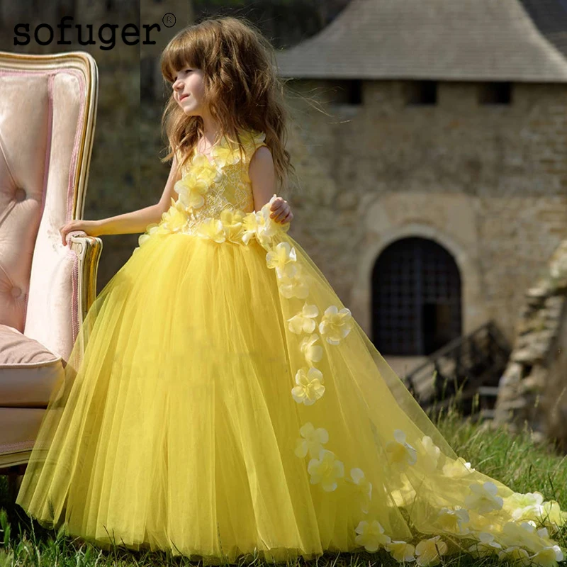 

Yellow Lace Train Flower Girl Dresses For Weddings Party Kid Dress Vestidos Daminha First Communion Dresses For Girls