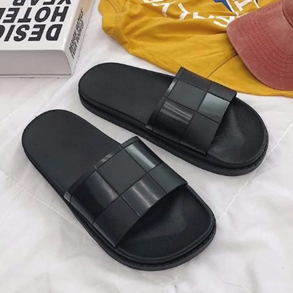 

Women Slippers Sandals Summer Beach Flip Flops PVC Indoor Bathroom chaussure femme Slip On Soft Insoles Women Flat Shoes Slides