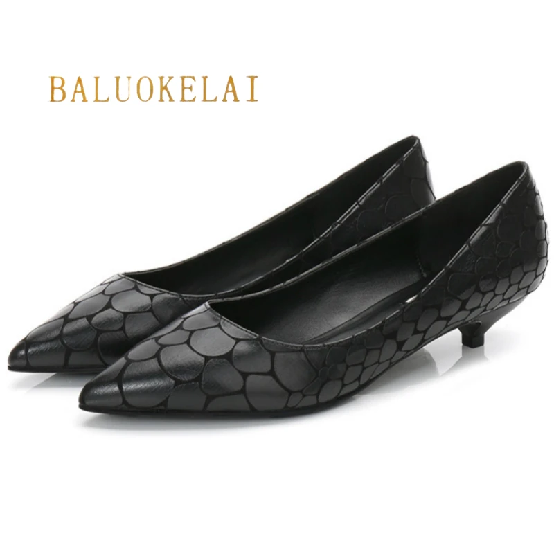 

Women Black Fashion Shoes Snake PU Leather Female Shoes 3CM Low Heel Pumps Brand New Work Shoes Size 34-40,K-055