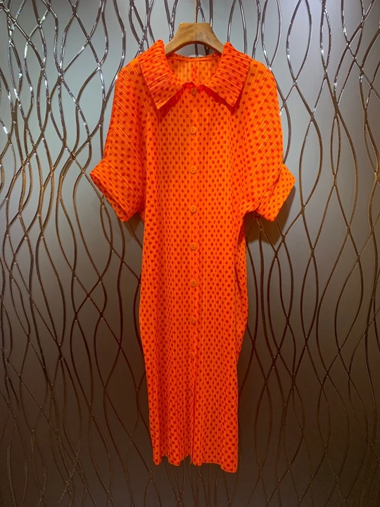 

Short-sleeved dress 718 with small lapel and floral pattern in early autumn of 2019