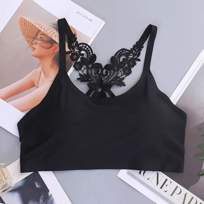 

2019 Seamless Padded Bra Female Top Fashion Flower Lace Woman Bra Beauty Back Strap Tank Top