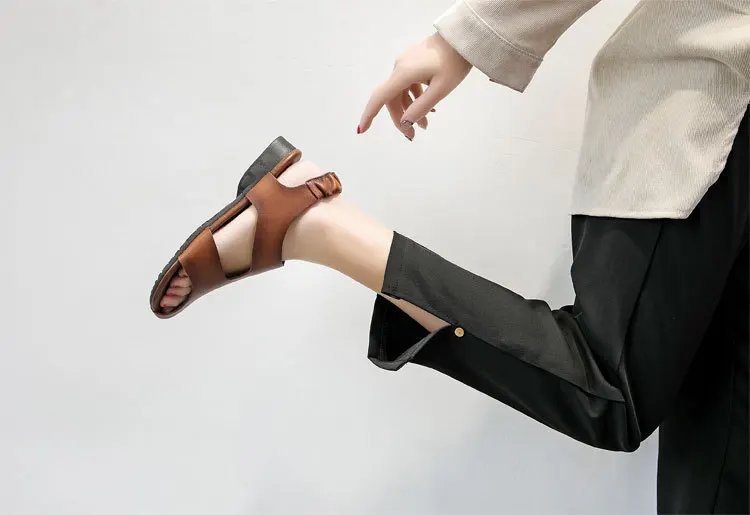 GKTINOO/женские летние сандалии на плоской подошве; женские модные сандалии-гладиаторы с открытым носком и эластичной лентой; обувь из натуральной кожи; повседневная обувь