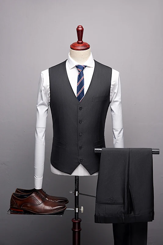 Fashion Black High quality Mens Wedding suits Formal suits 3 Pieces Wedding Groom Tuxedos Prom Slim Fit suits Fashion Black High quality Mens Wedding suits Formal suits 3 Pieces Wedding Groom Tuxedos Prom Slim Fit suits