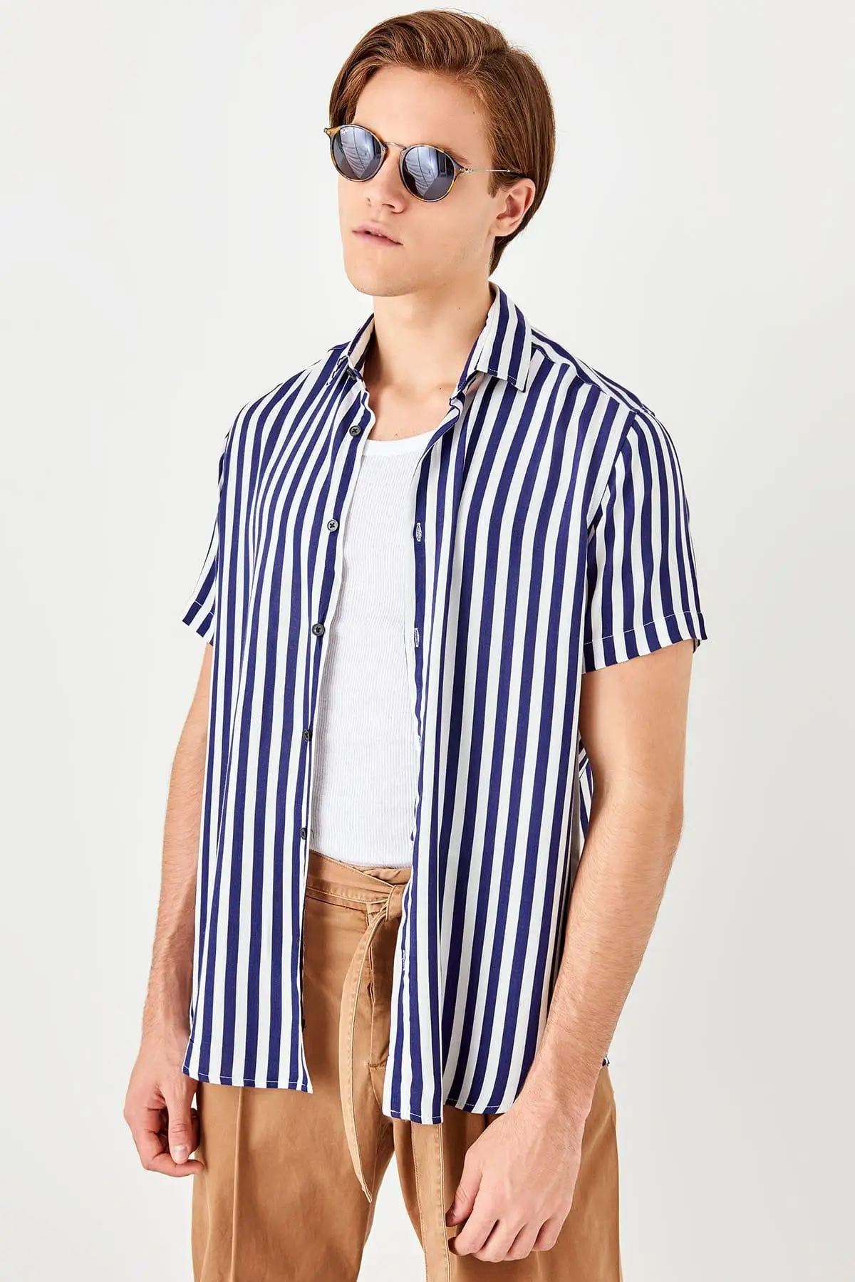 Trendyol темно-синий мужской полосатый короткий рукав Slim Fit новая рубашка TMNSS19RS0065 |