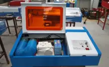 2015 New Version YH3020 laser co2 40w cnc laser cutting machine laser engraving USB Supported цена 2015 New Version YH3020 laser co2 40w cnc laser cutting machine laser engraving USB Supported цены онлайн