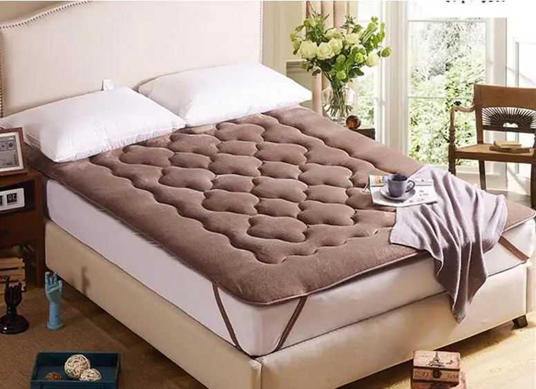 High quality Folding Tatami Thicken Farley velvet plum blossom mattress Bedding article