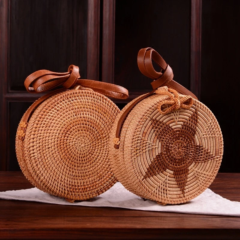 

UNILYNX 2018 New Fashion Round Straw Bag Handbags Women Summer Rattan Bag Handmade Woven Beach Handbag For Women Bag crossbabg
