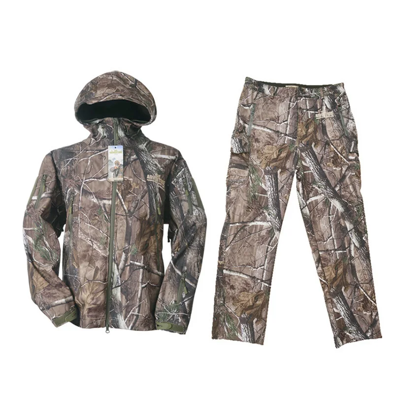 2019 de Primavera de otoño de los hombres de camuflaje táctica al aire libre Camping montañismo tiroteo Trekking traje de caza chaqueta de Shell suave 2019 de Primavera de otoño de los hombres de camuflaje táctica al aire libre Camping montañismo tiroteo Trekking traje de caza chaqueta de Shell suave