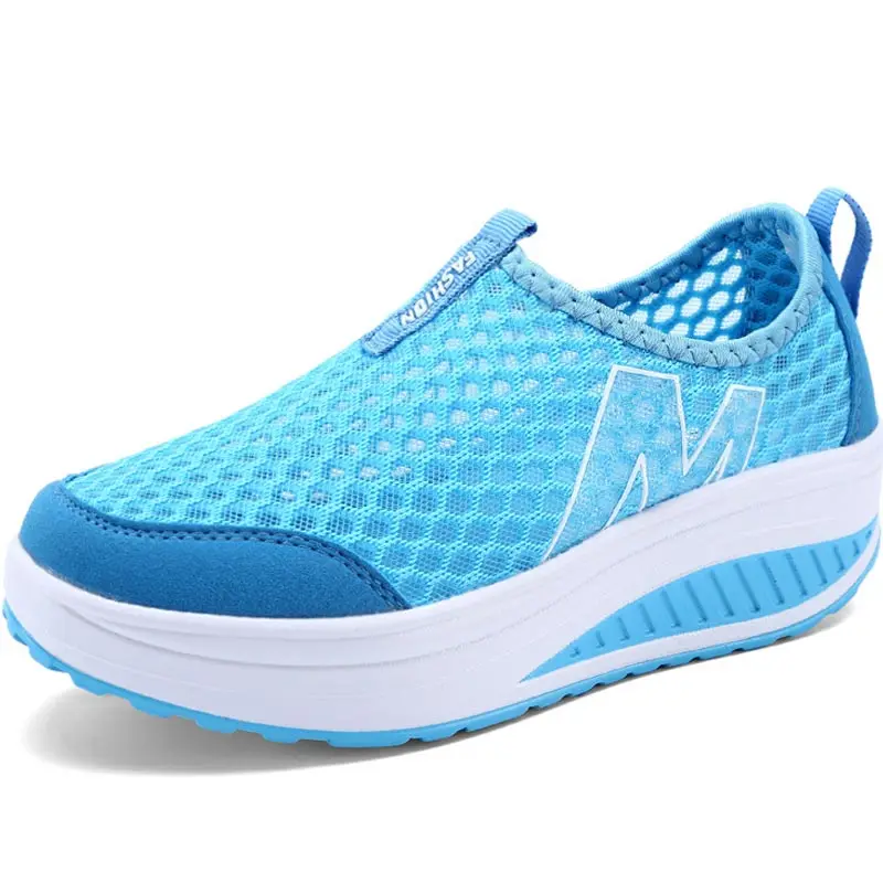 Hundunsnake الصيف رياضية امرأة أحذية رياضية الرياضة المرأة احذية الجري تنس امرأة منصة Scarpe دونا الأسود المشي A-057