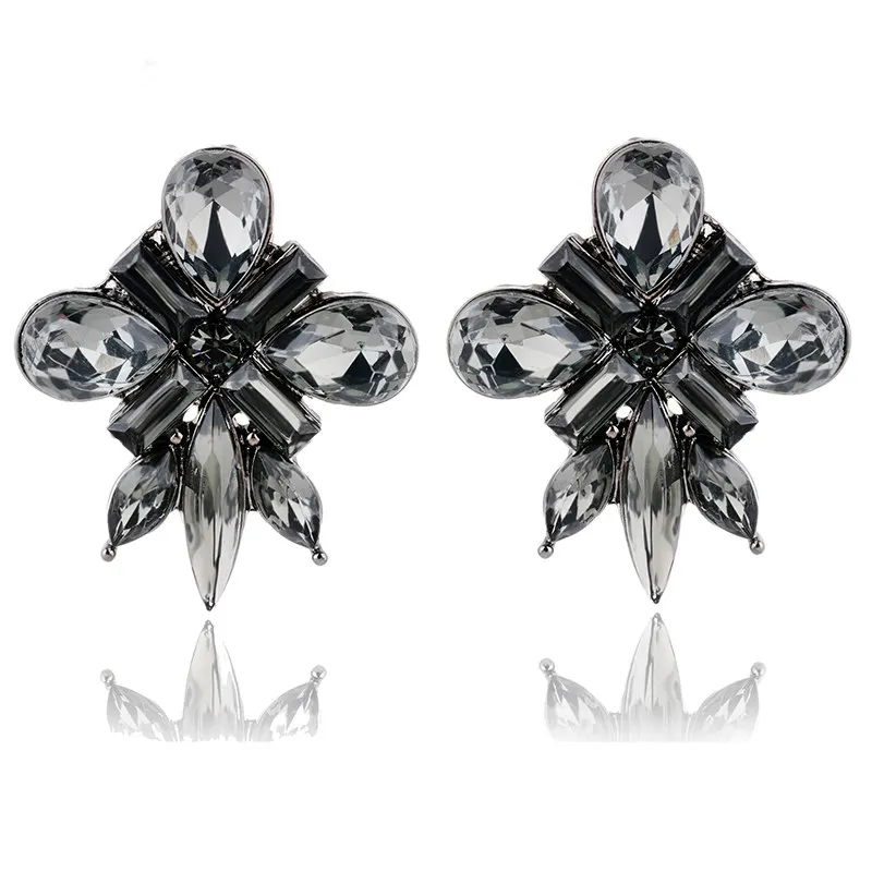 New-Arrival-Fashion-Stud-Earring-for-Women-Metal-Alloy-Floral-Acrylic-Stone-Piercing-Earrings-Christmas-Gift (3)