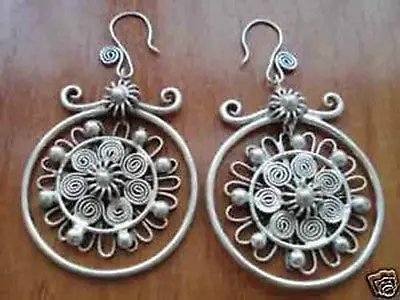 

Hot sale Free Shipping>>>>beautiful miao silver earrings