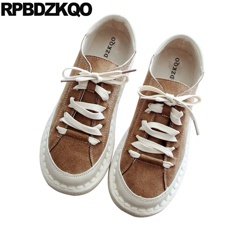 wide fit walking shoes womens